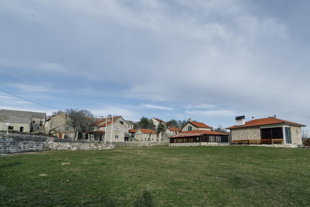 Apartman Studio Zdravko Eco Village 이모츠키 외부 사진