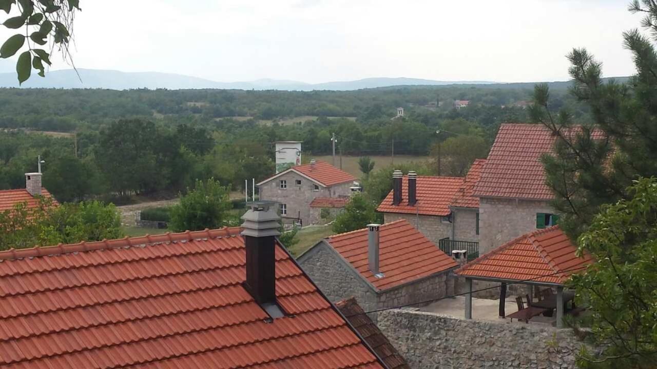 Apartman Studio Zdravko Eco Village 이모츠키 외부 사진
